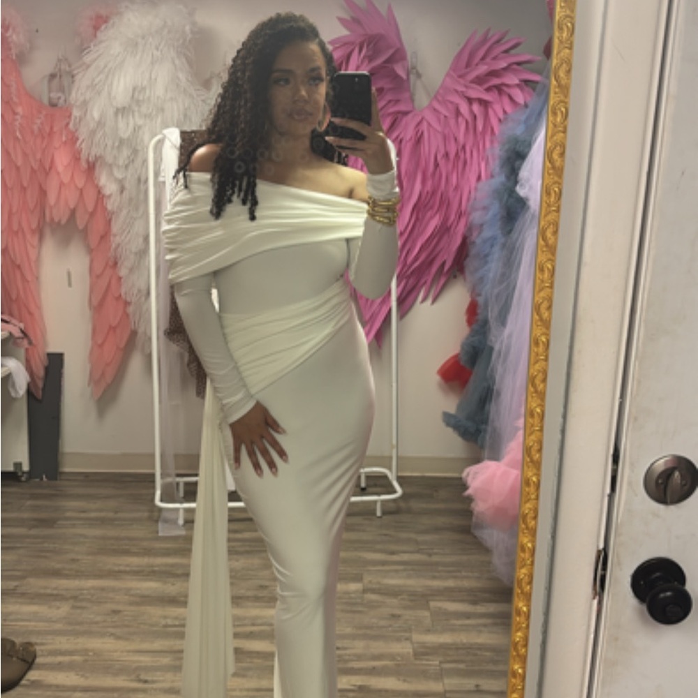 Elegant Off-Shoulder White Dress